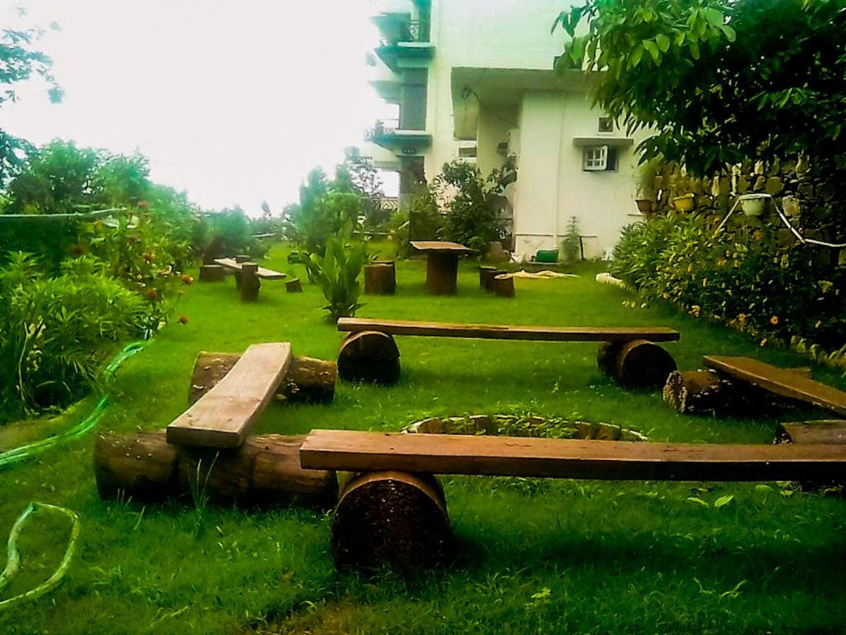 Wildleaf Kasauli Valley Homz Acomodação com café da manhã Exterior foto