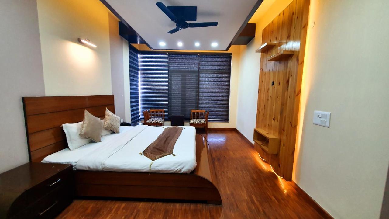 Wildleaf Kasauli Valley Homz Acomodação com café da manhã Exterior foto