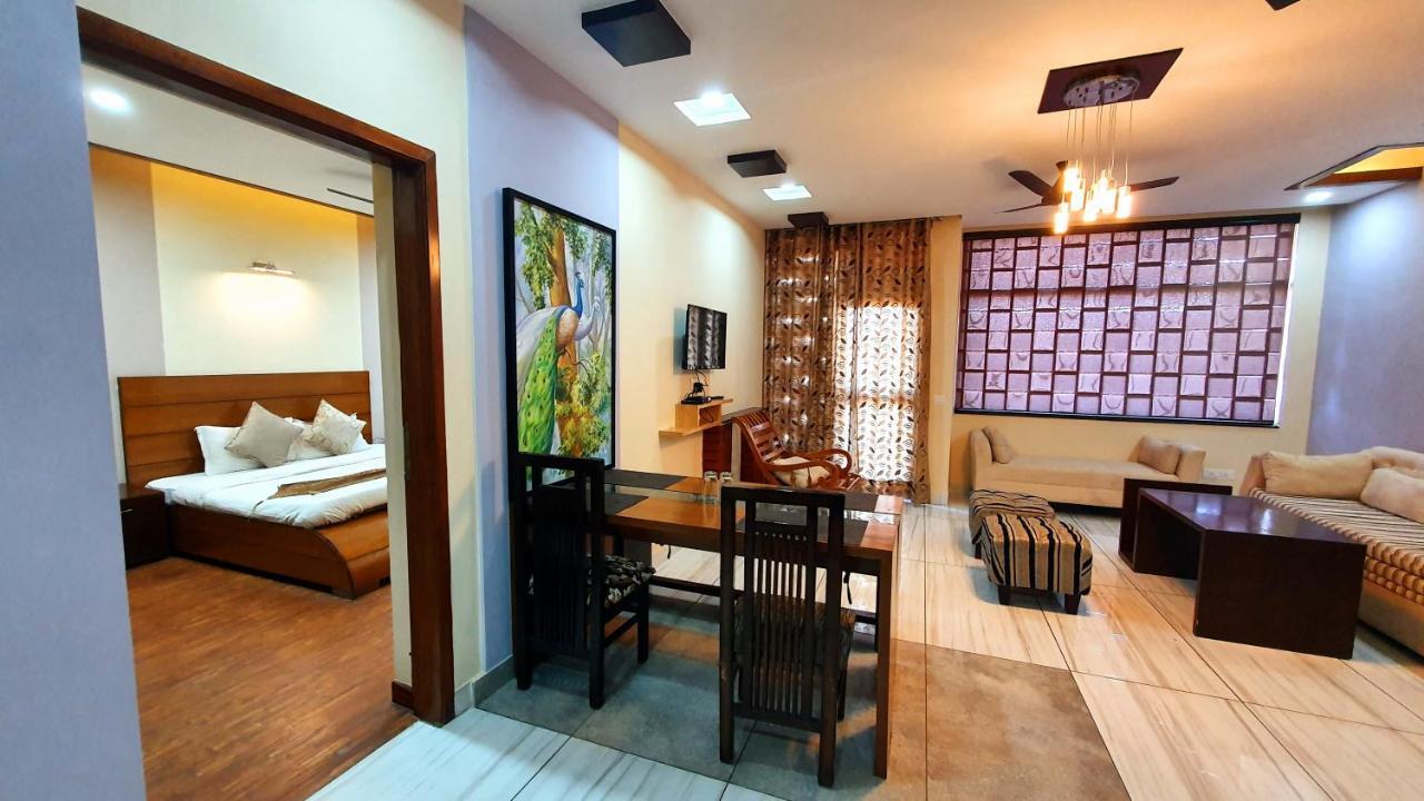 Wildleaf Kasauli Valley Homz Acomodação com café da manhã Exterior foto
