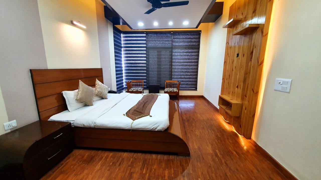 Wildleaf Kasauli Valley Homz Acomodação com café da manhã Exterior foto